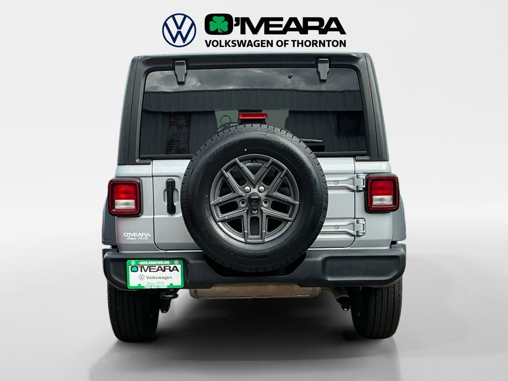 Used 2024 Jeep Wrangler Sport S image 4