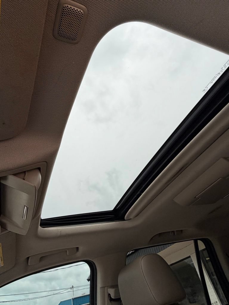 Used 2016 Chevrolet Tahoe LT RWD image 17