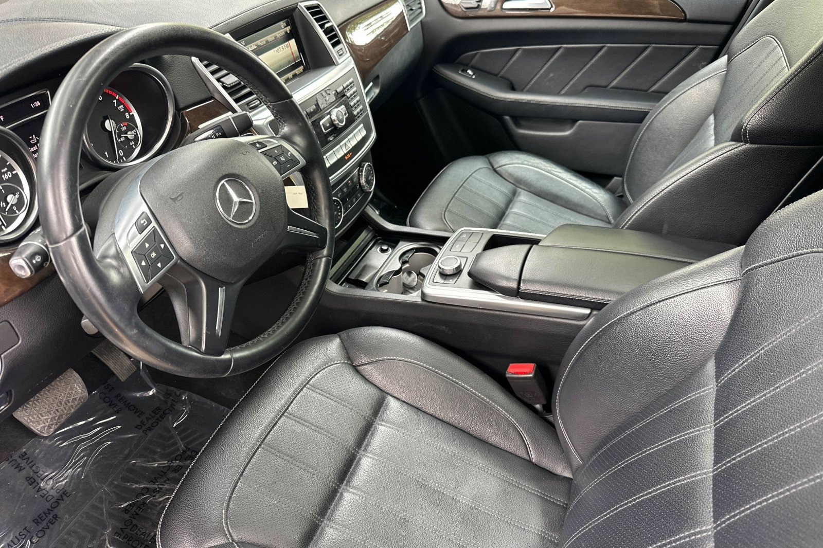 Used 2015 Mercedes-Benz GL 450 4MATIC image 4
