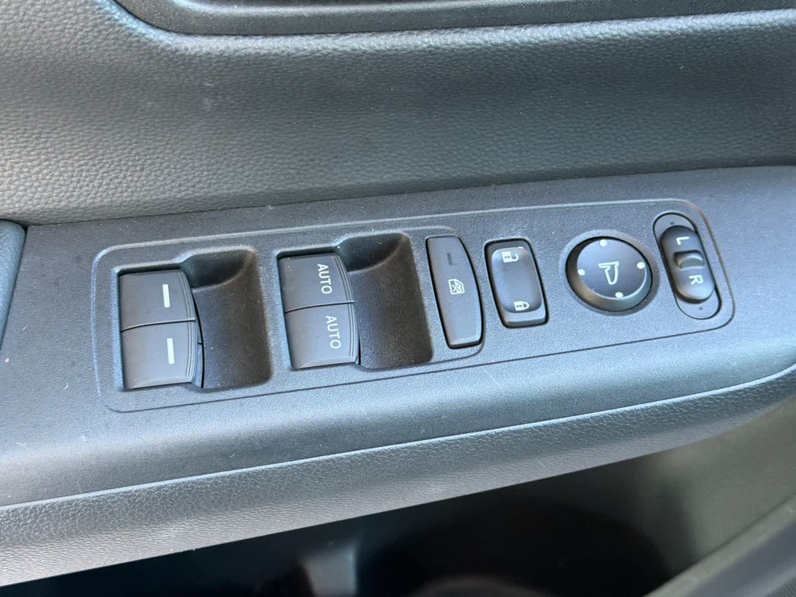 Used 2023 Honda CR-V Sport image 13