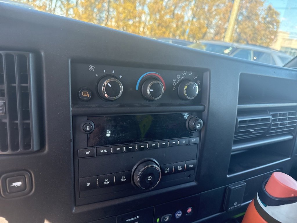 Used 2022 Chevrolet Express 2500 w/ Driver Convenience Package image 10