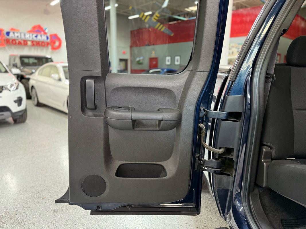 Used 2010 Chevrolet Silverado 1500 LT AWD/4WD image 20
