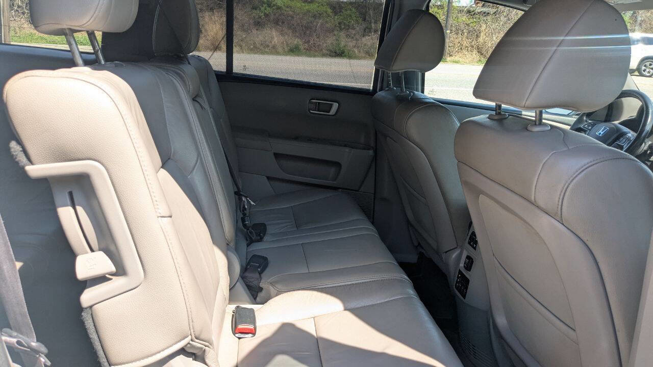 Used 2015 Honda Pilot Touring image 24