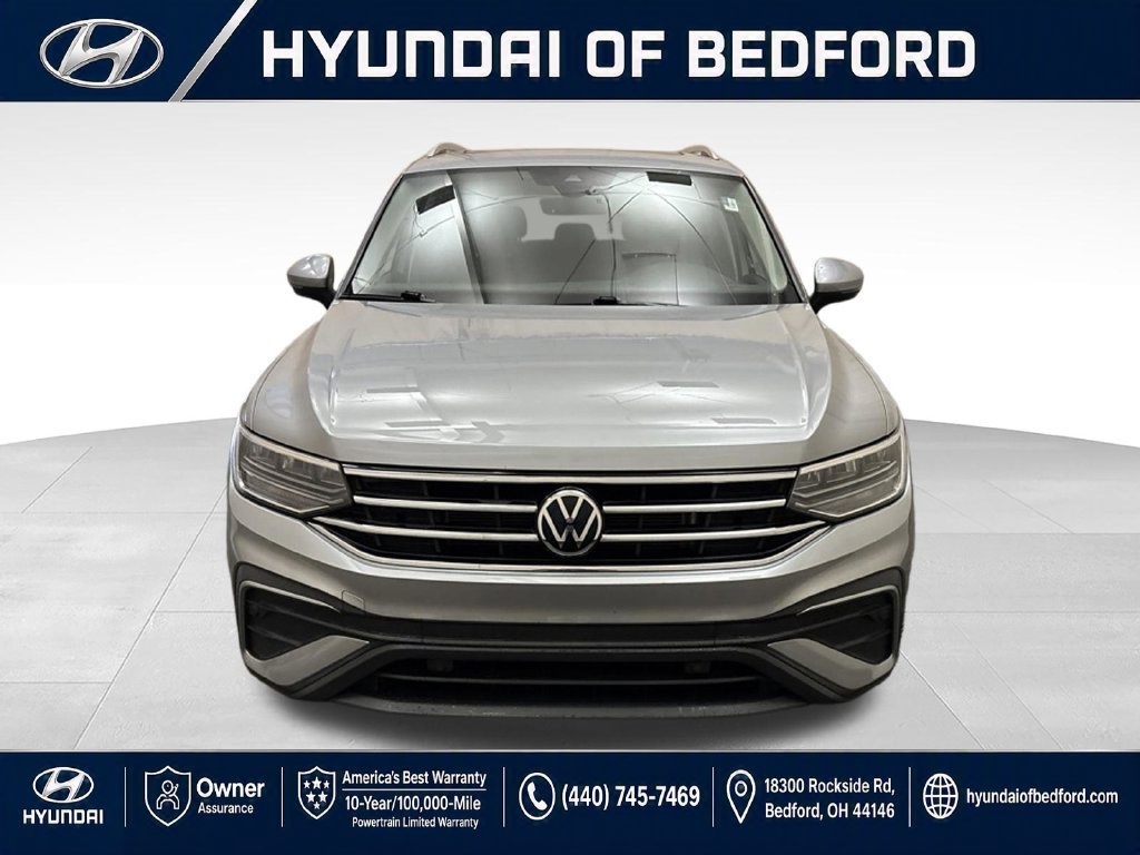 Used 2022 Volkswagen Tiguan SE FWD image 2