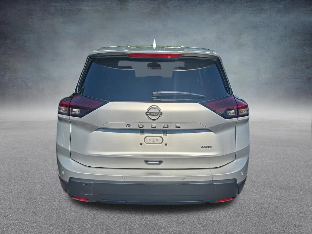 Used 2025 Nissan Rogue SV AWD/4WD image 5