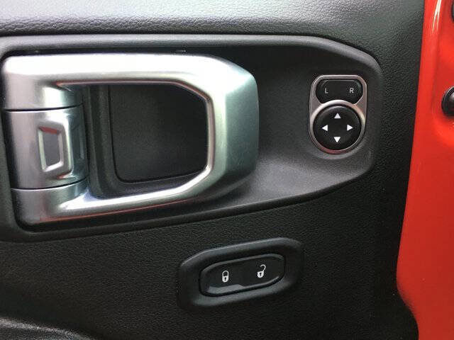 Used 2024 Jeep Wrangler Unlimited Sport image 14