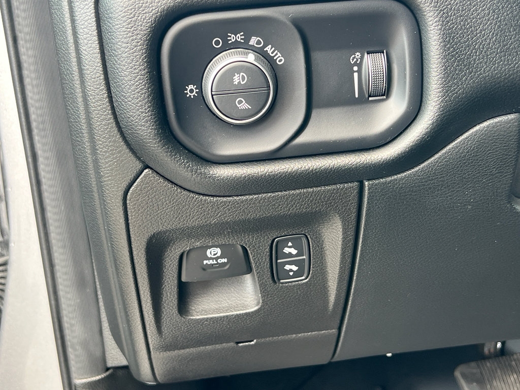 Used 2022 RAM 1500 Big Horn image 31