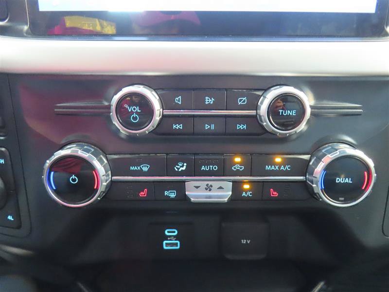 Used 2022 Ford F150 XLT w/ Equipment Group 302A High AWD/4WD image 30