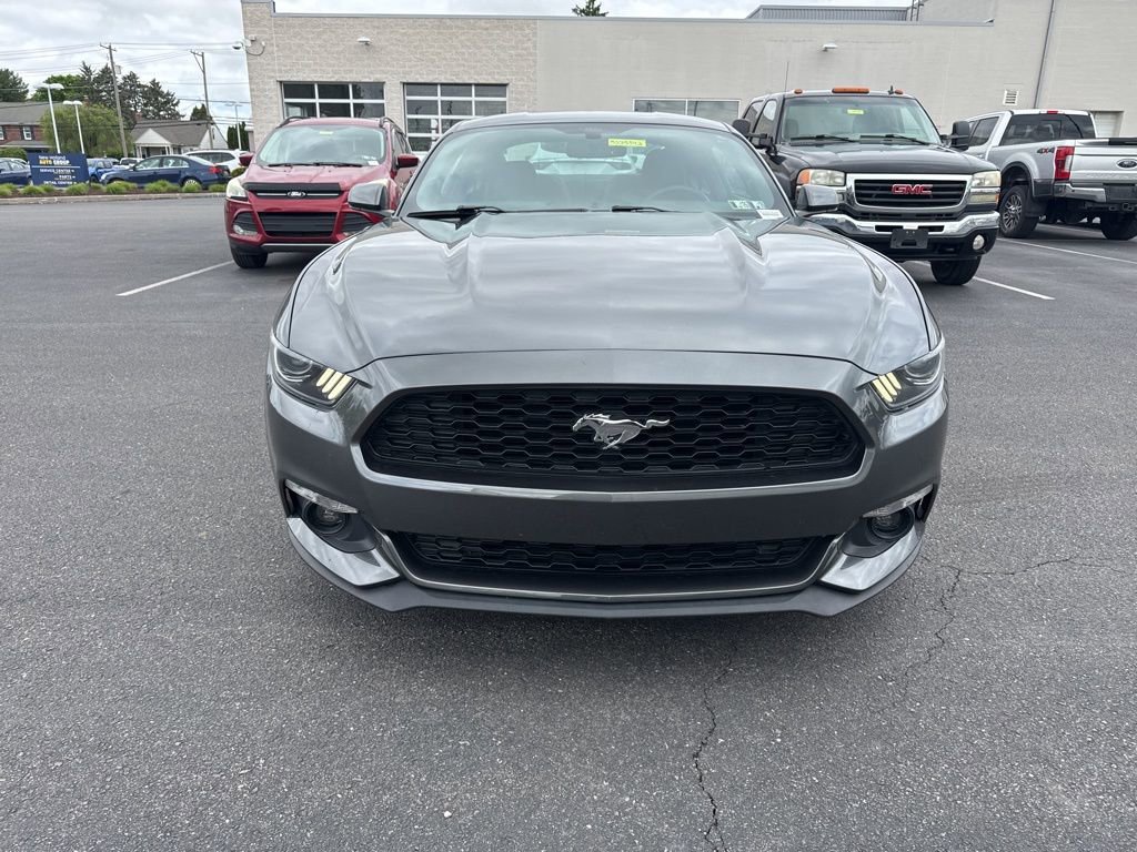 Used 2016 Ford Mustang Coupe RWD image 5