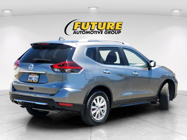 Used 2018 Nissan Rogue SV FWD image 4