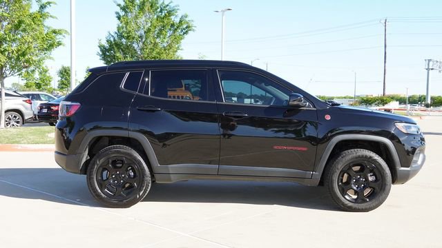 Used 2023 Jeep Compass Trailhawk image 10