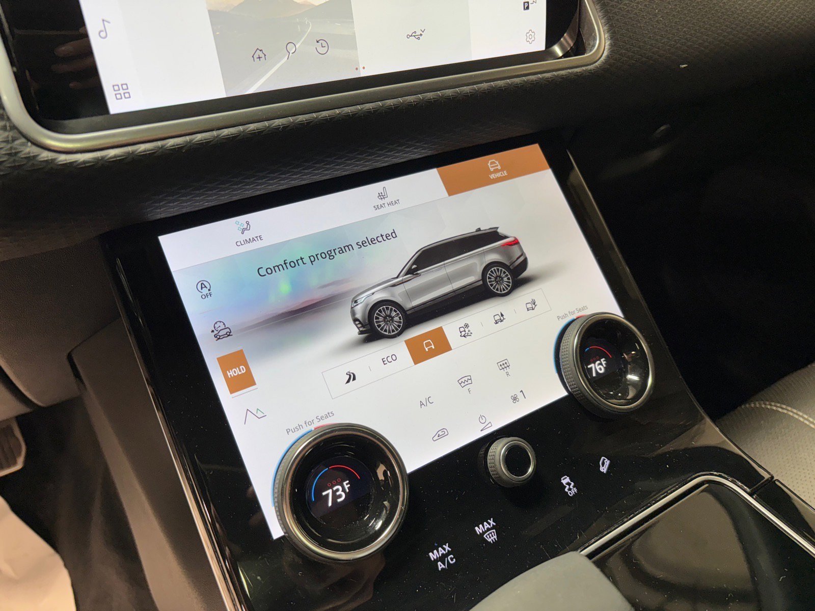 Used 2022 Land Rover Range Rover Velar R-Dynamic S AWD/4WD image 16