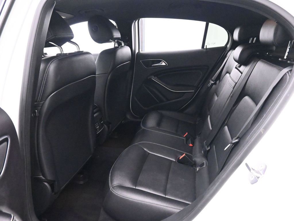 Used 2019 Mercedes-Benz GLA 250 GLA 250 image 15