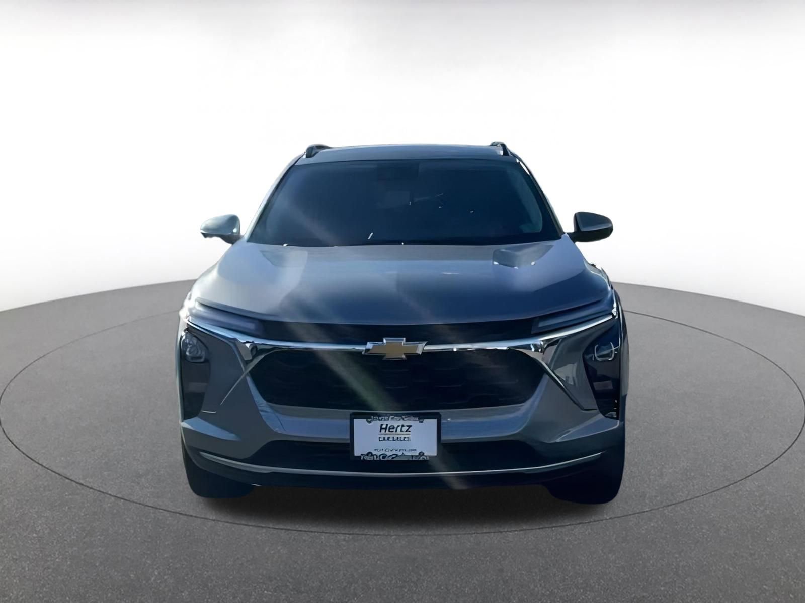 Used 2025 Chevrolet Trax LT image 4