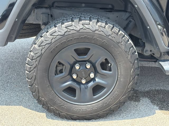Used 2021 Jeep Gladiator Sport AWD/4WD image 41