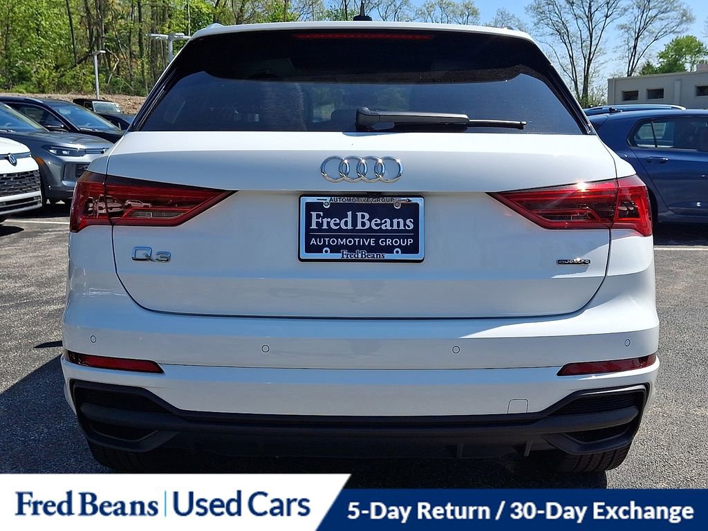 Used 2023 Audi Q3 2.0T Premium w/ Convenience Package AWD/4WD image 5