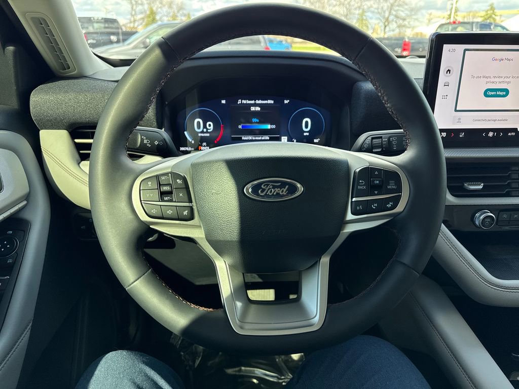 Used 2025 Ford Explorer Active w/ Active Comfort Package AWD/4WD image 18