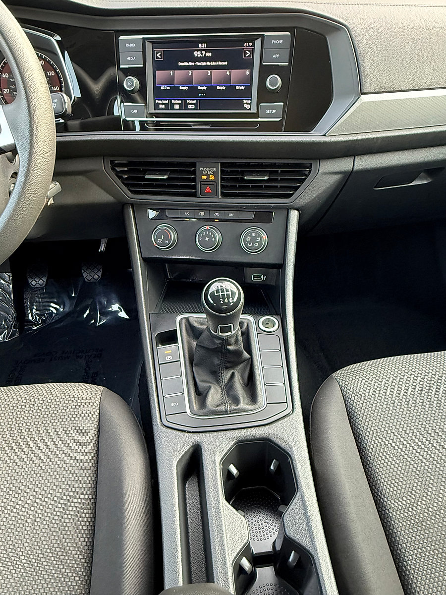 Used 2019 Volkswagen Jetta S FWD image 15