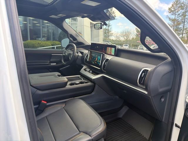 Used 2025 Ford Expedition Tremor image 12