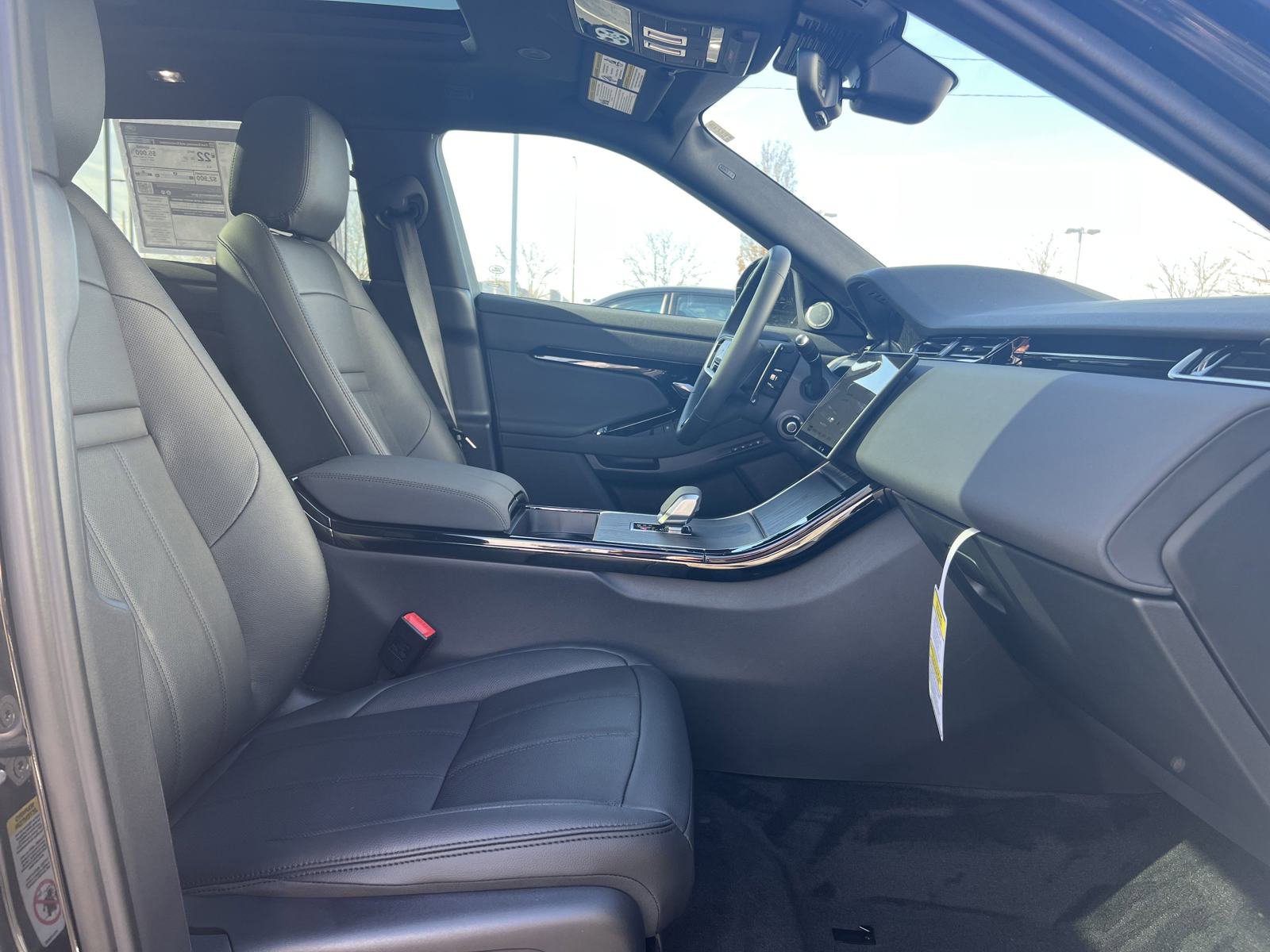 New 2025 Land Rover Range Rover Evoque Dynamic SE image 26