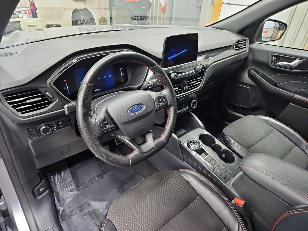Used 2024 Ford Escape ST-Line image 16