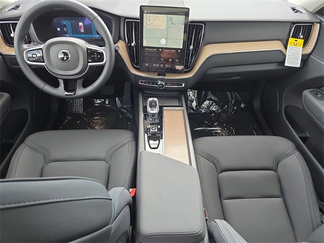 New 2026 Volvo XC60 B5 Plus w/ Protection Package Premier image 23