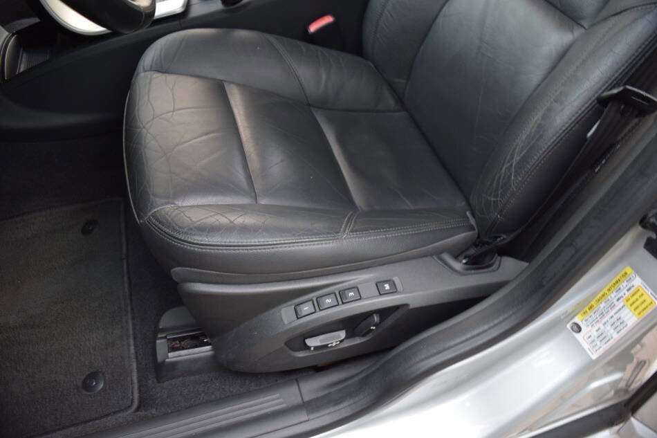 Used 2011 Volvo V50 T5 image 40