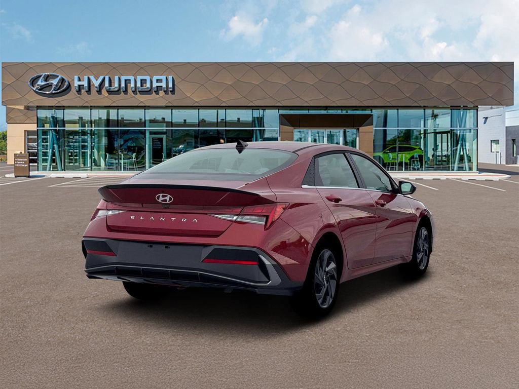 New 2026 Hyundai Elantra SEL Sport image 7