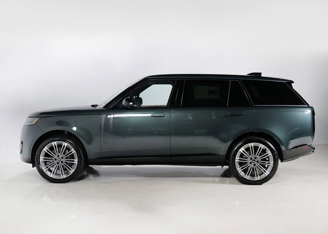 New 2025 Land Rover Range Rover Long Wheelbase SE image 6