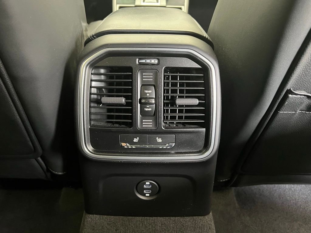 Used 2023 Porsche Macan GTS image 17