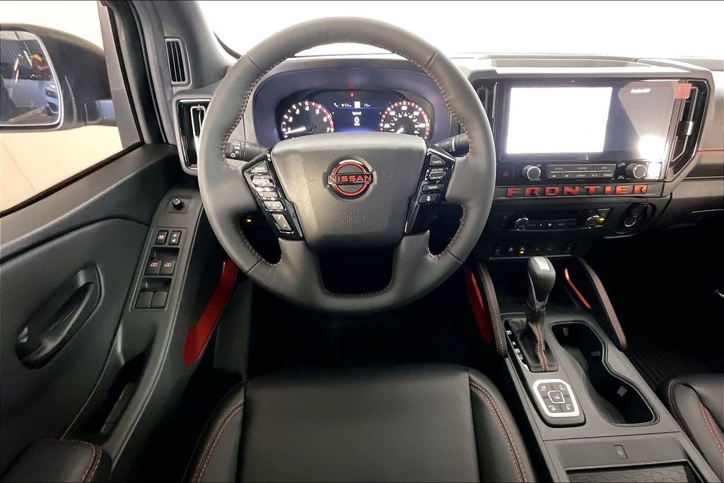 New 2026 Nissan Frontier PRO-4X w/ Pro-4x Convenience Package image 23