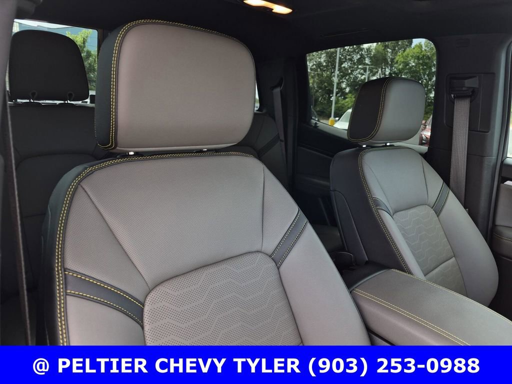 Used 2024 Chevrolet Colorado ZR2 w/ ZR2 Convenience Package III image 14