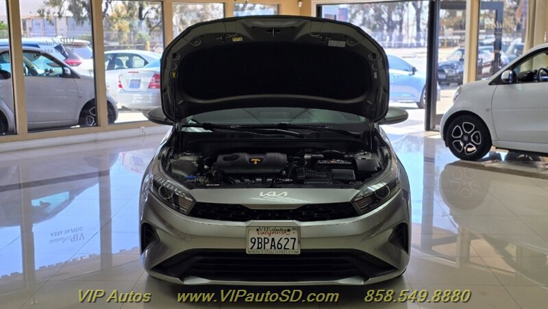 Used 2016 Kia Forte LX FWD image 9