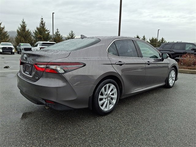 Certified 2023 Toyota Camry LE image 6