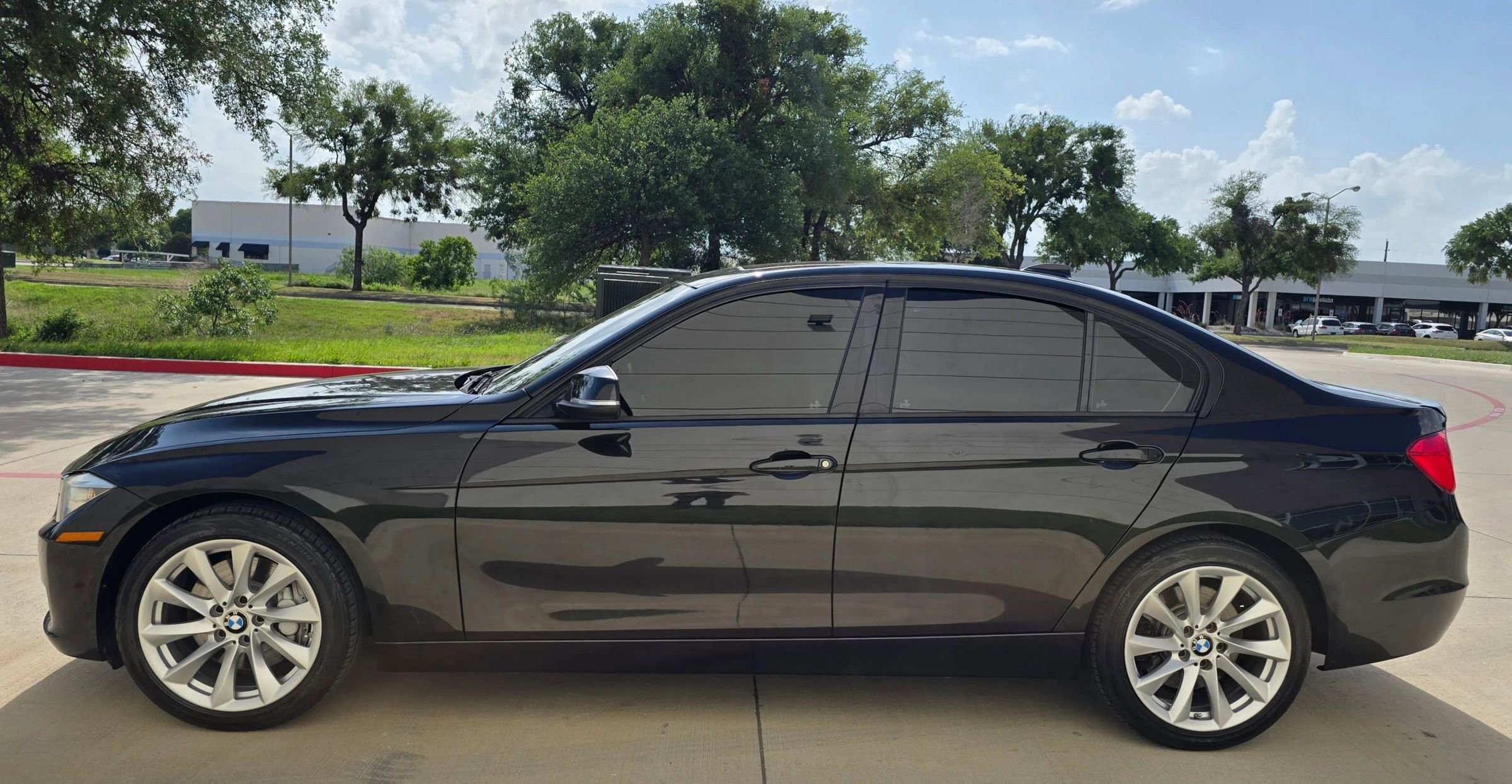 Used 2012 BMW 335i Sedan RWD image 9