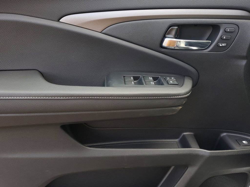 New 2026 Honda Ridgeline RTL image 13