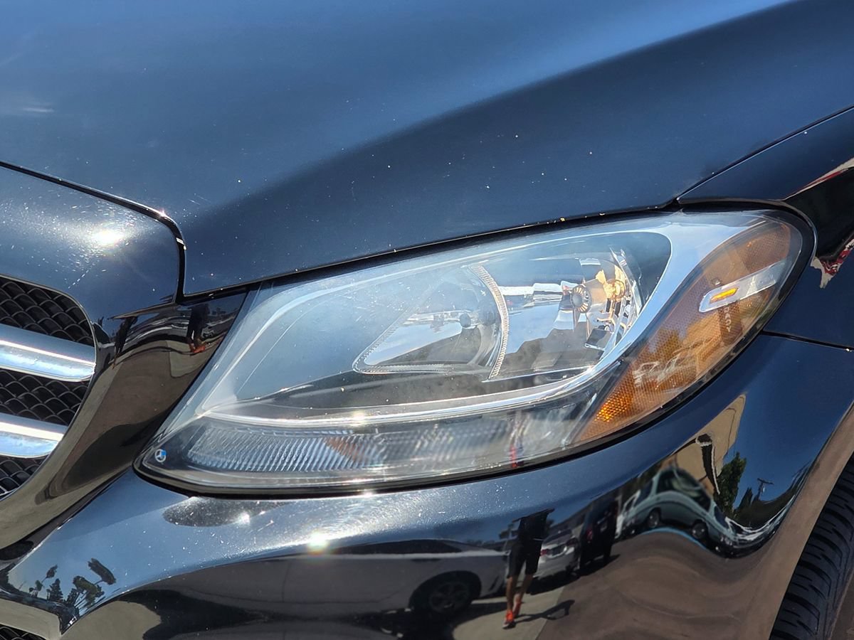 Used 2017 Mercedes-Benz C 300 Sedan image 6
