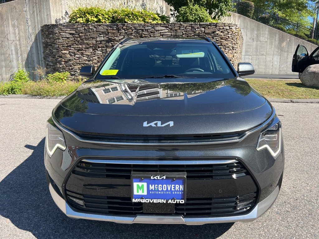 Certified 2023 Kia Niro SX Touring image 8