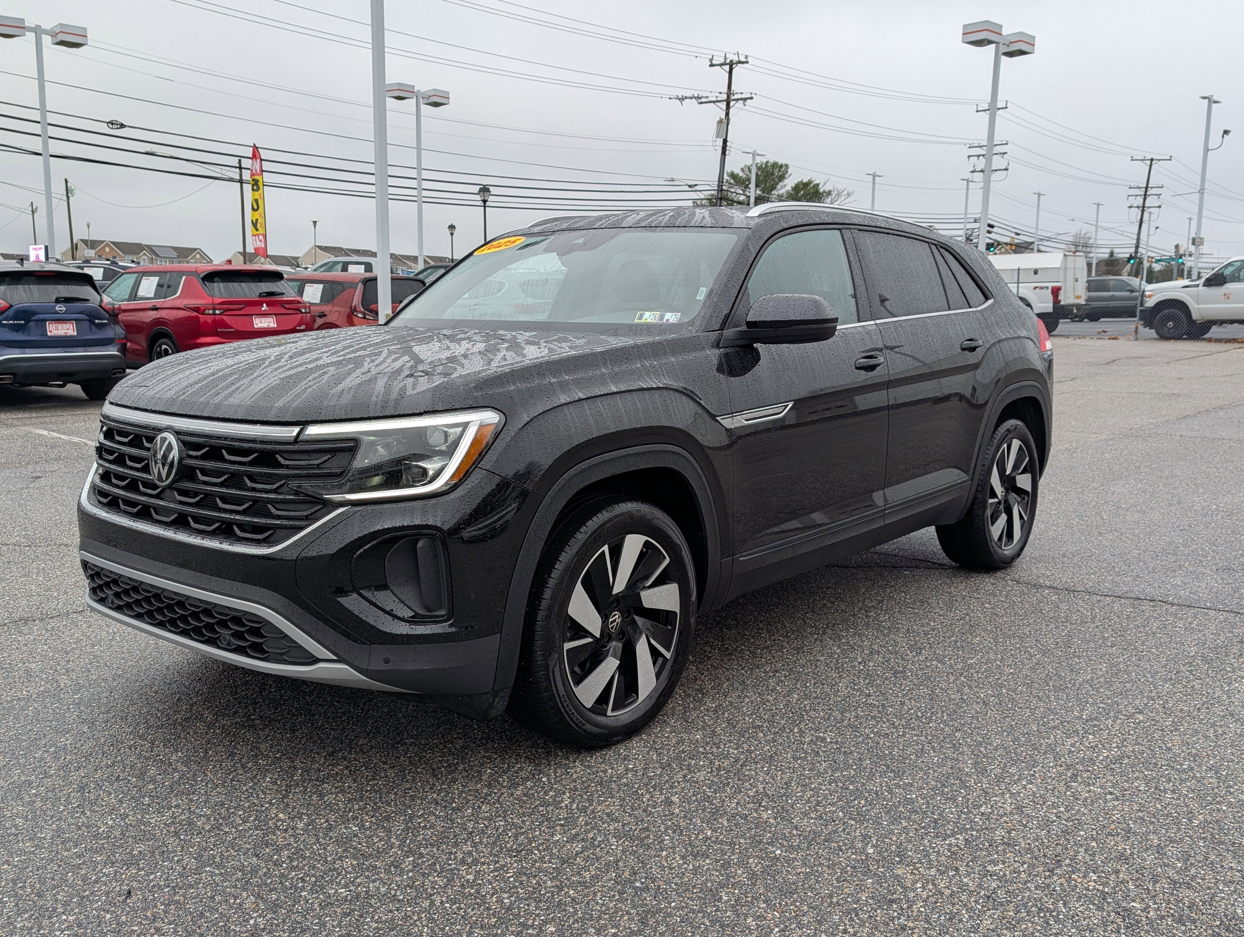 Used 2025 Volkswagen Atlas Cross Sport SE image 7