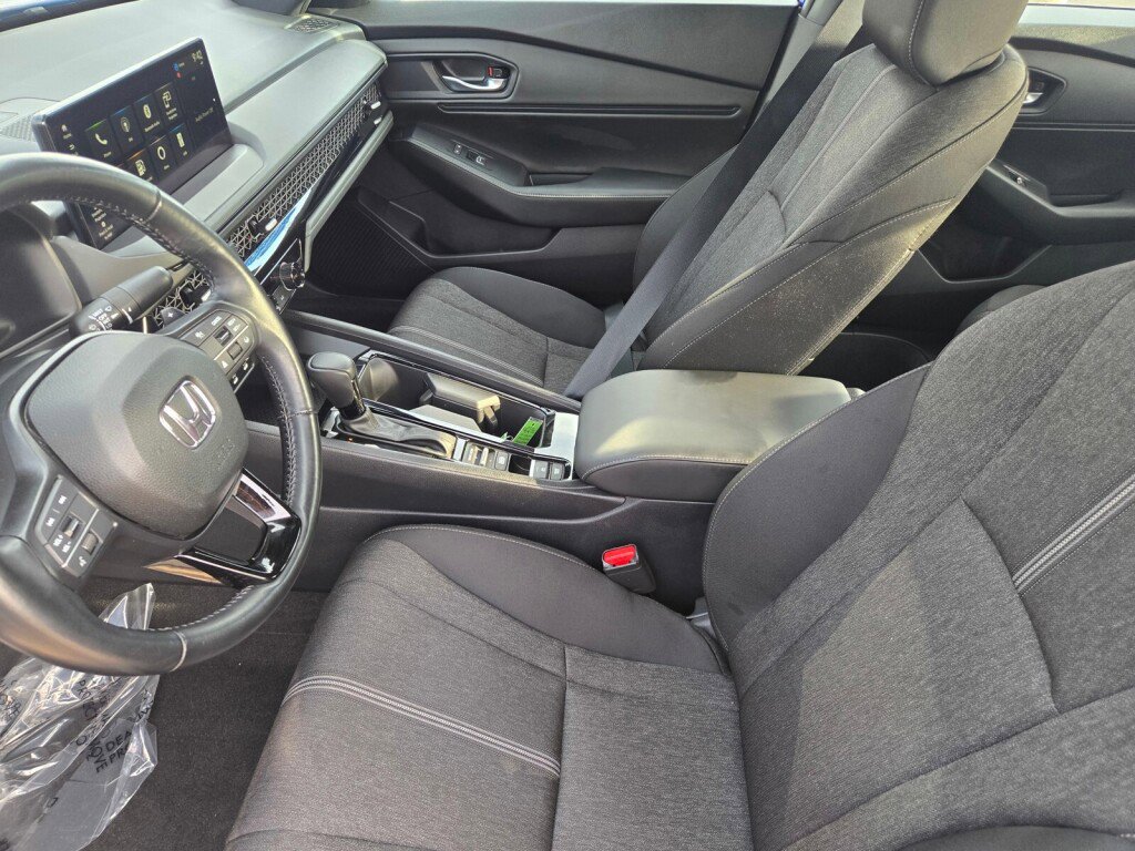 Used 2024 Honda Accord Sport image 22