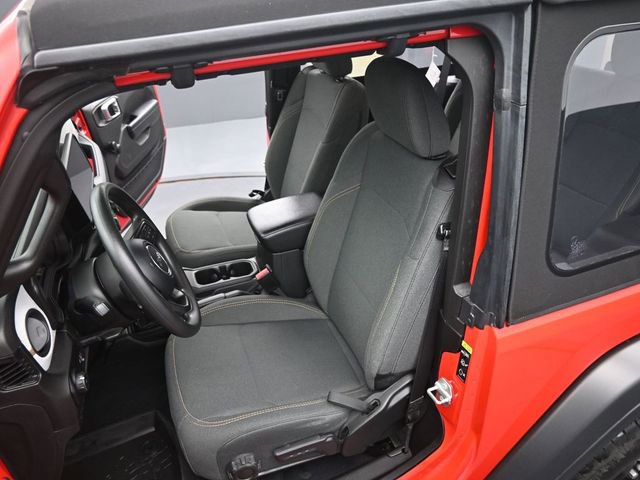 Used 2024 Jeep Wrangler Sport image 11