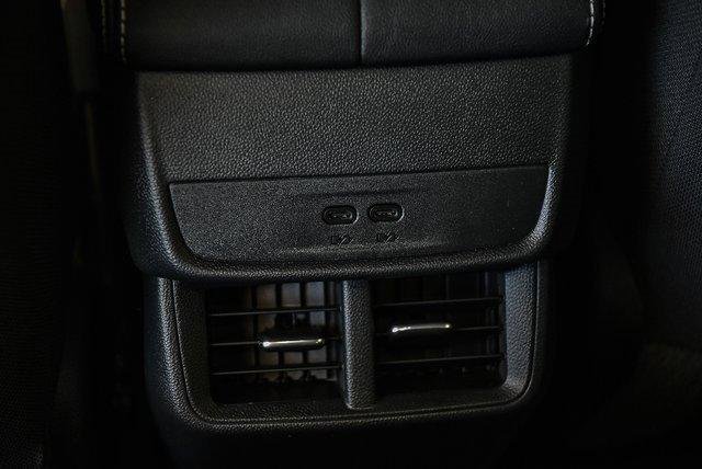 New 2025 GMC Terrain Elevation w/ Technology Package II image 16