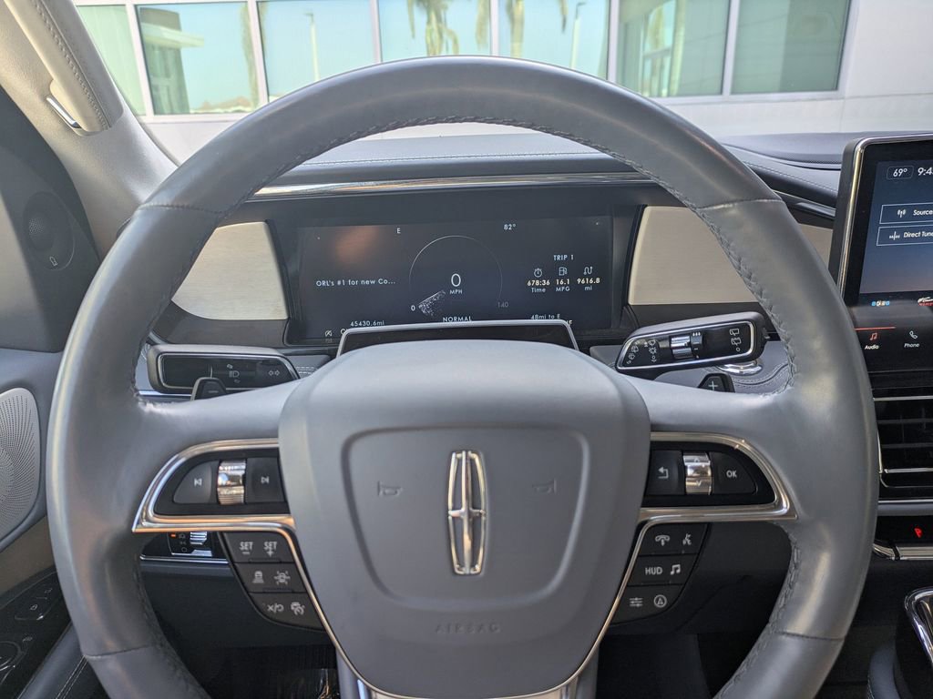 Certified 2022 Lincoln Navigator Black Label AWD/4WD image 34