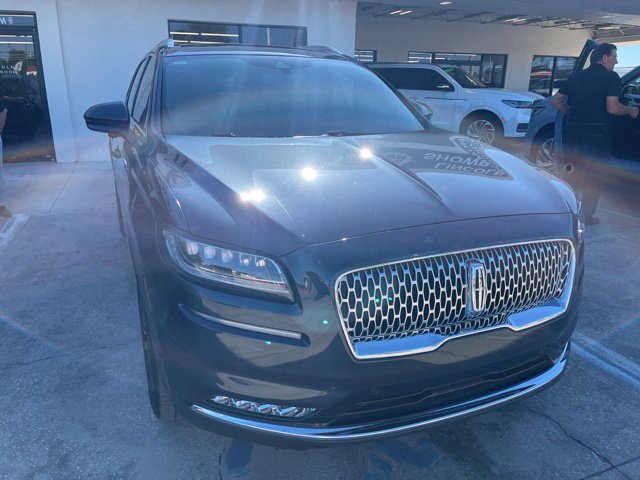 Used 2023 Lincoln Nautilus Black Label w/ Class II Trailer Tow Package AWD/4WD image 2