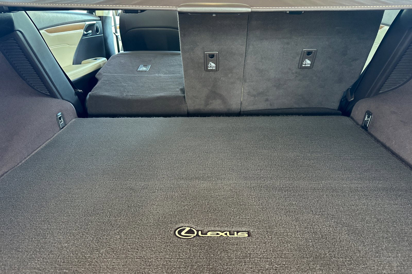 Used 2018 Lexus RX 450h RX 450h w/ Premium Package image 15