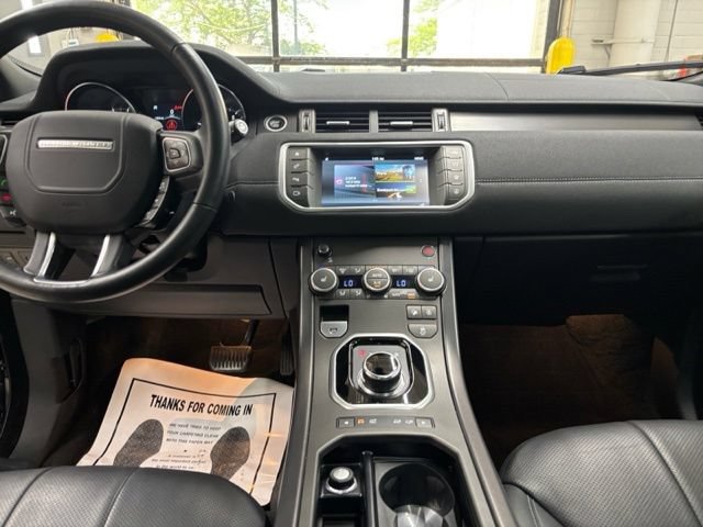 Used 2018 Land Rover Range Rover Evoque SE AWD/4WD image 11
