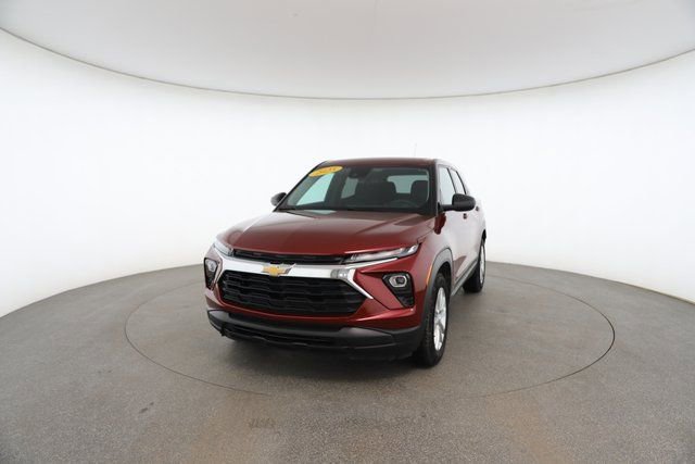 Used 2025 Chevrolet TrailBlazer LS w/ LS Convenience Package image 32