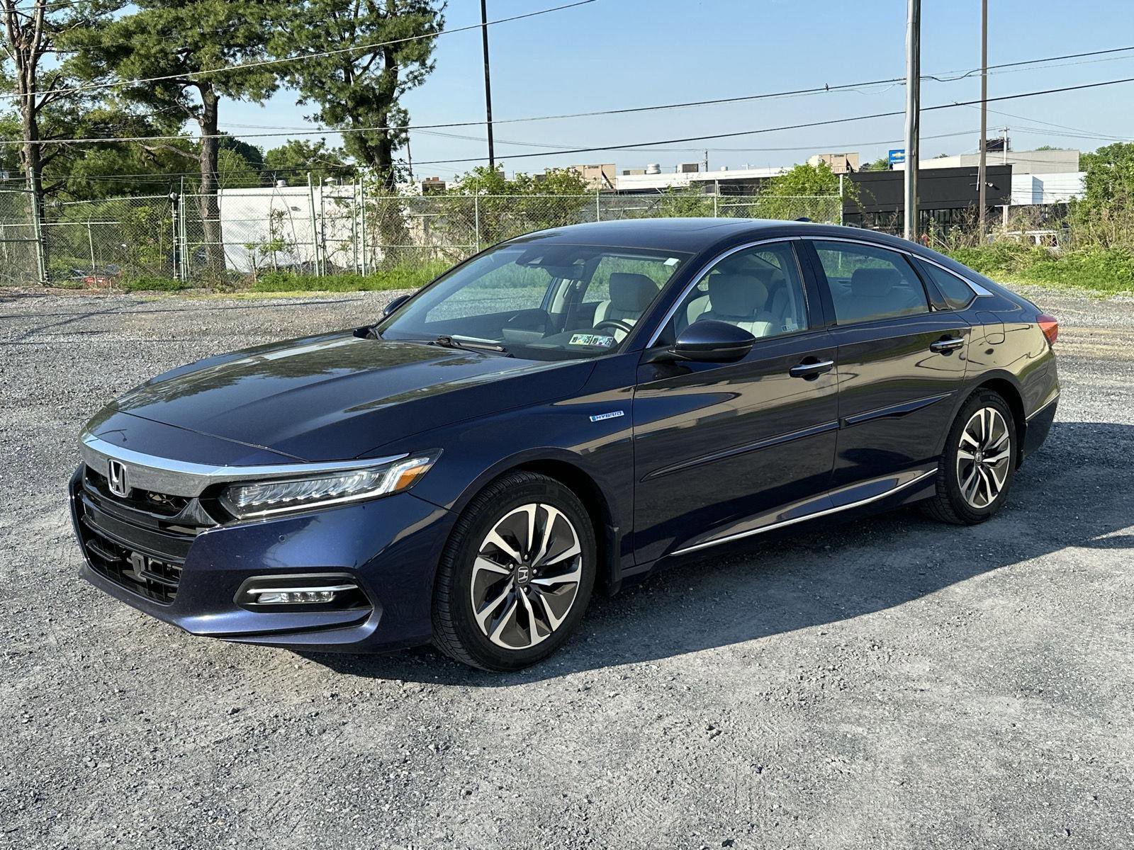 Used 2020 Honda Accord Touring image 4