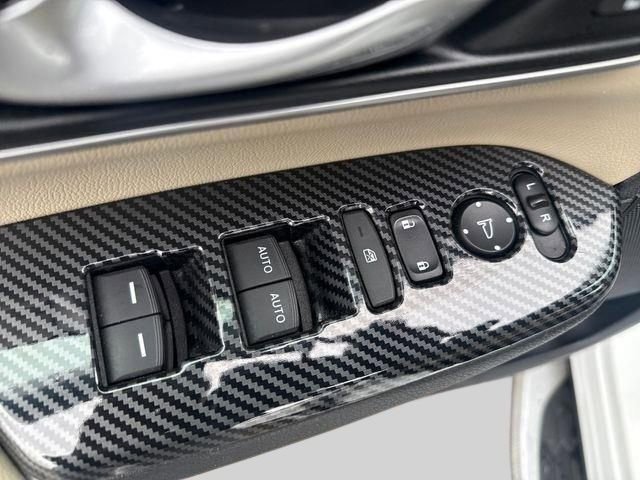 Used 2019 Honda CR-V EX-L image 5