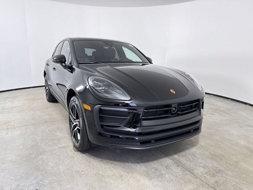 New 2026 Porsche Macan AWD/4WD image 9